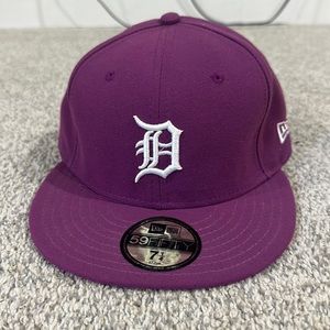 New Era 59Fifty hat Detroit in grape